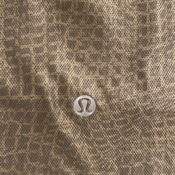 Lululemon men’s workout shirt - Picture 6 of 6